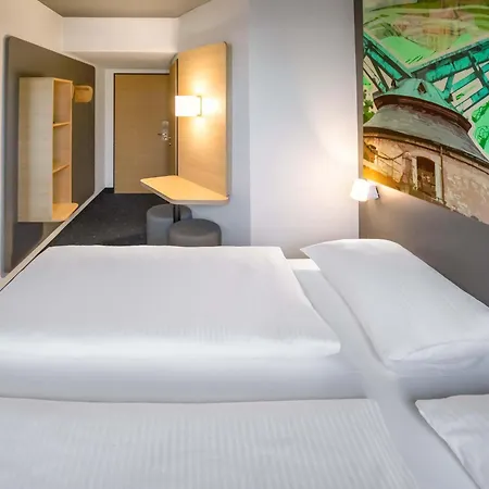 Wuerzburg-ost فندق 3*